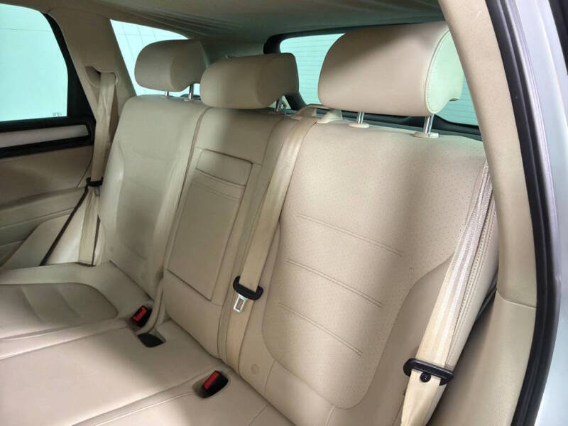 2013 Volkswagen Touareg
