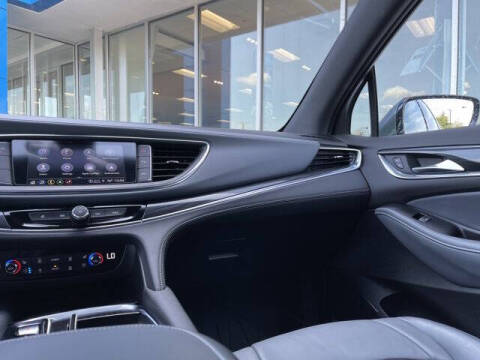 2023 Buick Enclave Premium