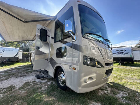 2015 Thor Motor Coach Hurricane