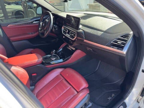 2024 BMW X4 xDrive30i