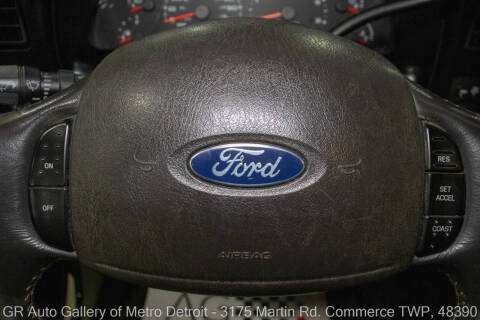 2005 Ford Excursion XLT