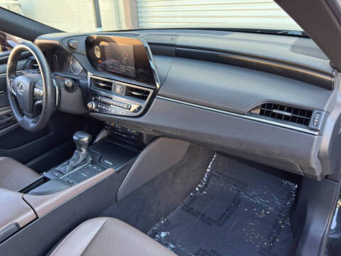2022 Lexus ES 350