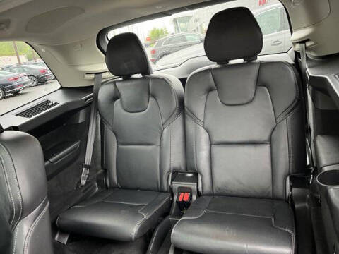 2022 Volvo XC90 Recharge T8 Inscription 6P