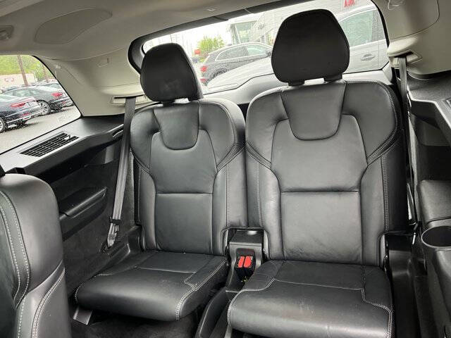 2022 Volvo XC90 Recharge T8 Inscription 6P