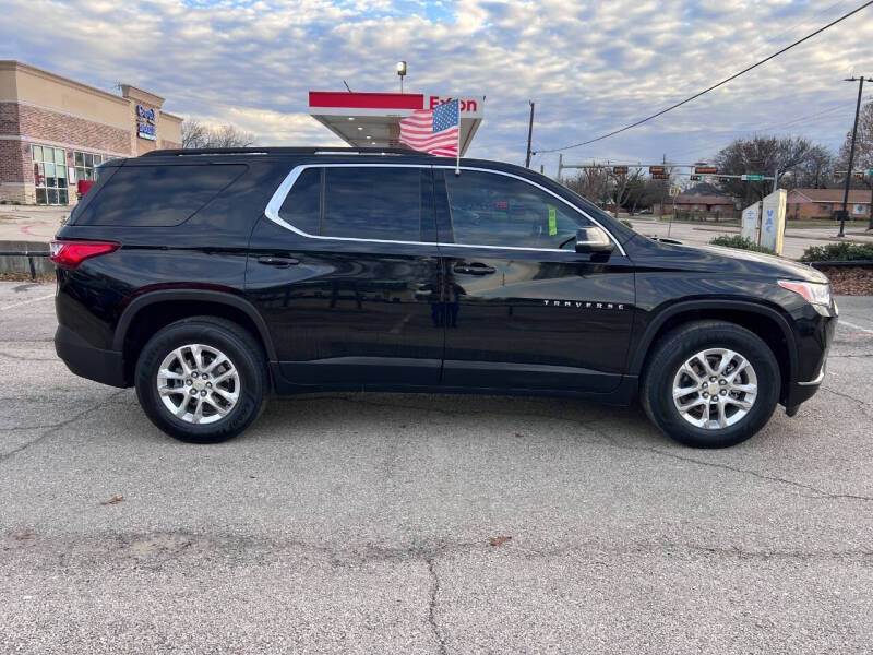 2021 Chevrolet Traverse LT Leather