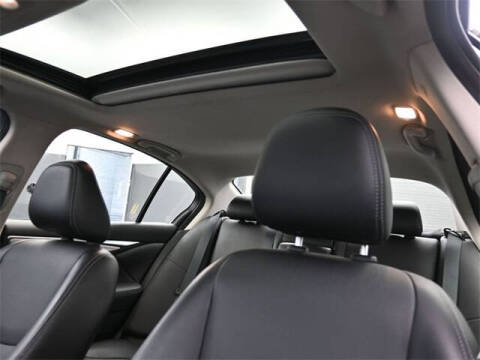 2022 Infiniti Q50 Luxe