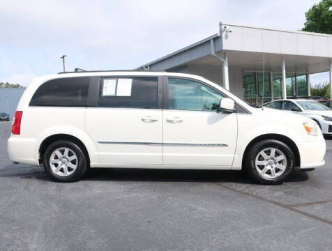 2012 Chrysler Town and Country for sale at Southern Auto Solutions-Regal Nissan in Marietta GA