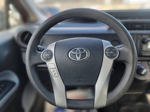 2013 Toyota Prius c Three