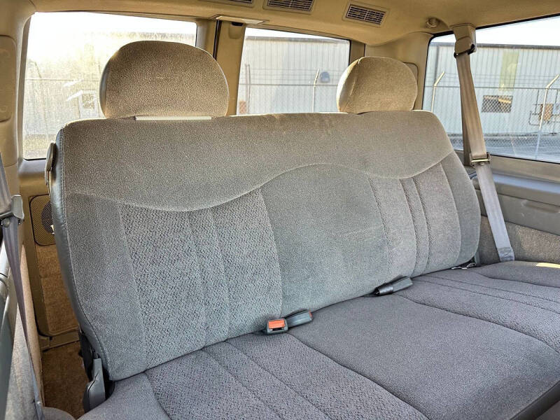 2000 Chevrolet Astro