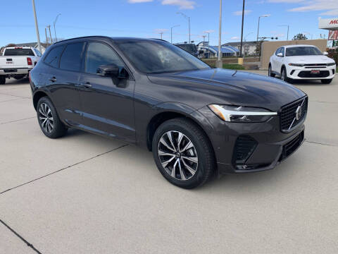 2025 Volvo XC60 B5 Plus Dark Theme