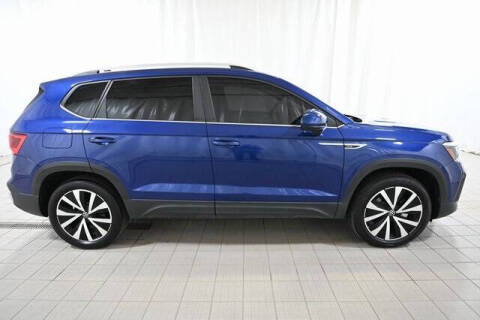 2022 Volkswagen Taos SE 4Motion