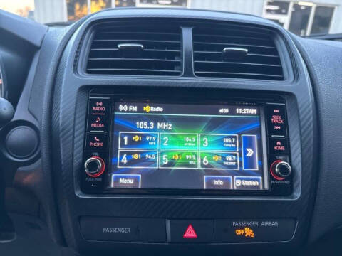 2023 Mitsubishi Outlander Sport ES