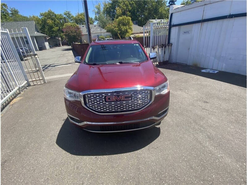 2018 GMC Acadia Denali