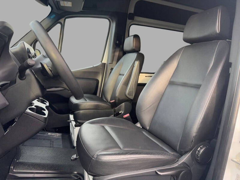 2021 Mercedes-Benz Sprinter 2500