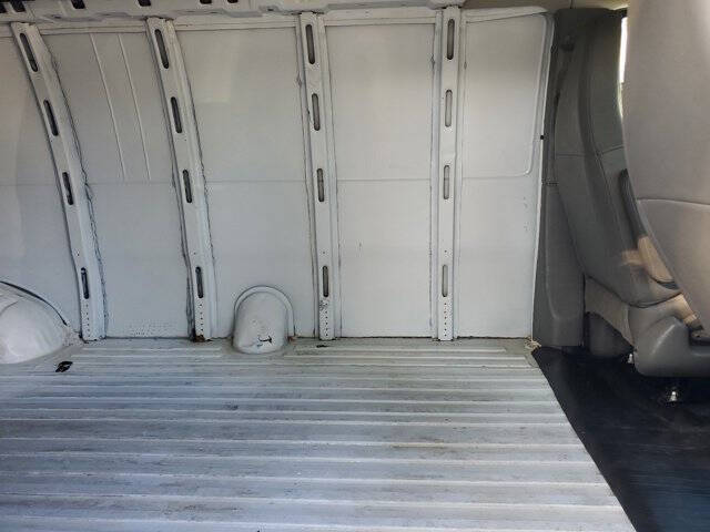 2023 Chevrolet Express 2500