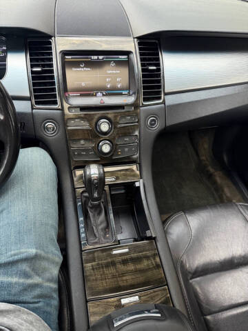 2013 Ford Taurus SEL