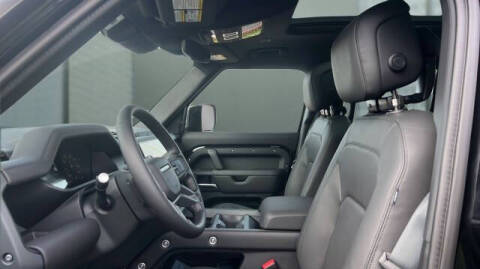 2026 Land Rover Defender 110 P500 X-Dynamic SE