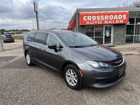 2021 Chrysler Voyager LX
