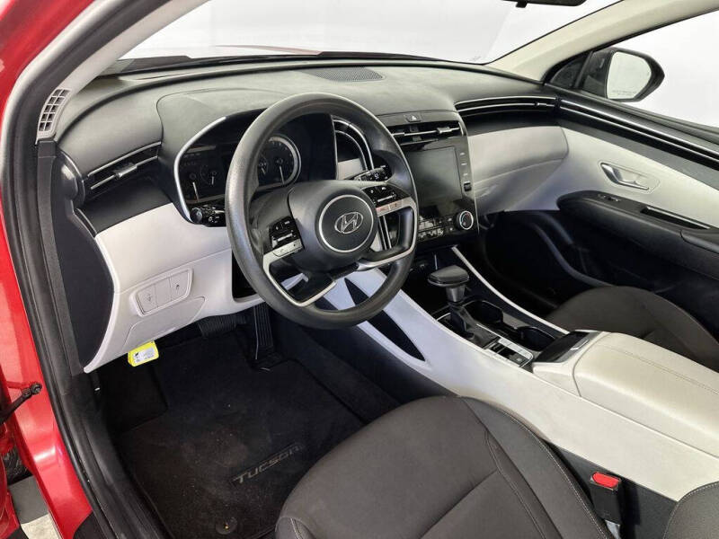 2023 Hyundai Tucson SE
