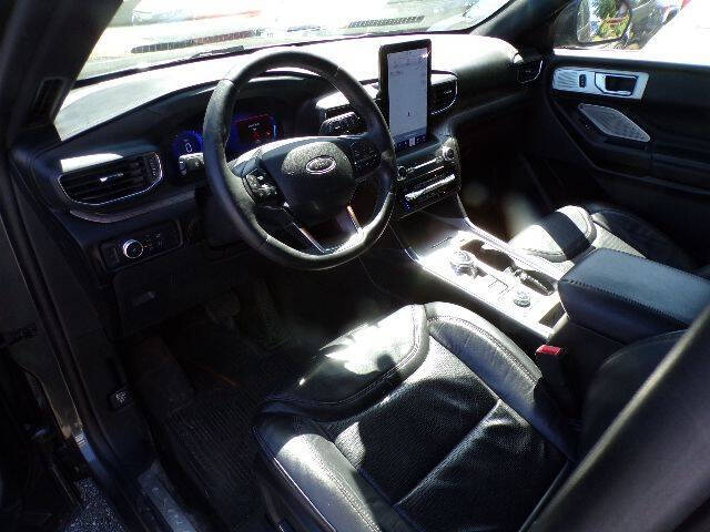 2020 Ford Explorer Platinum