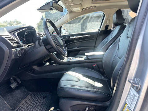 2020 Ford Fusion Hybrid Titanium