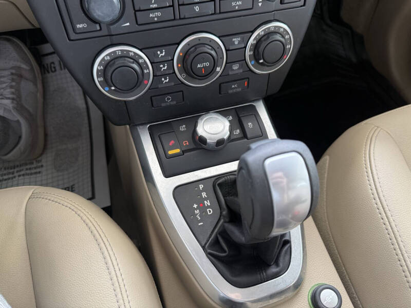 2012 Land Rover LR2 HSE