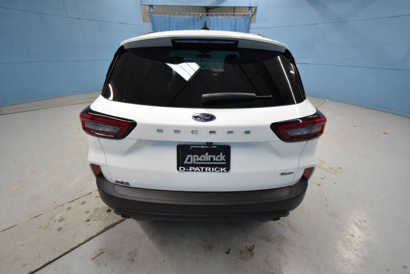 2026 Ford Escape Hybrid ST-Line Select