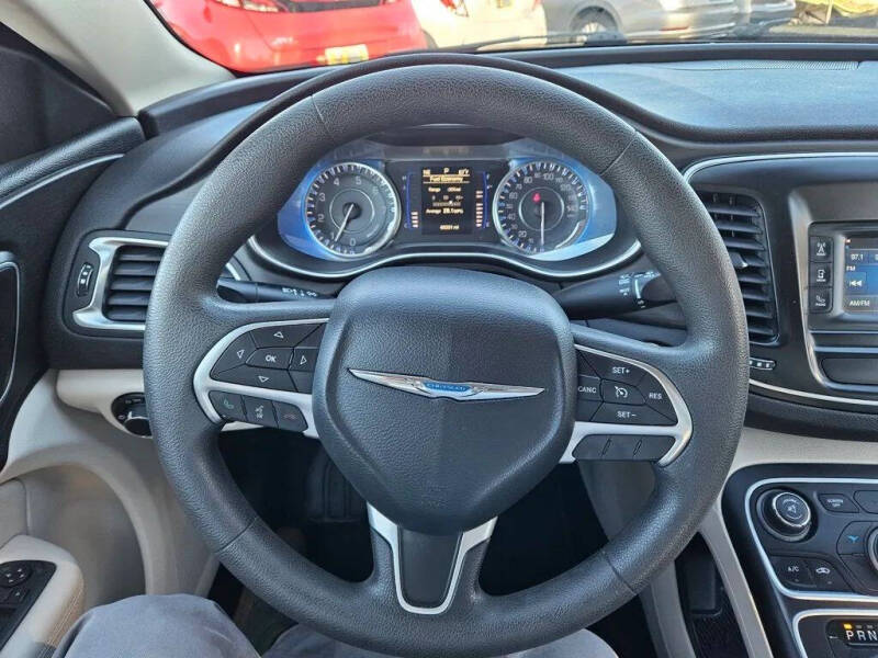 2016 Chrysler 200