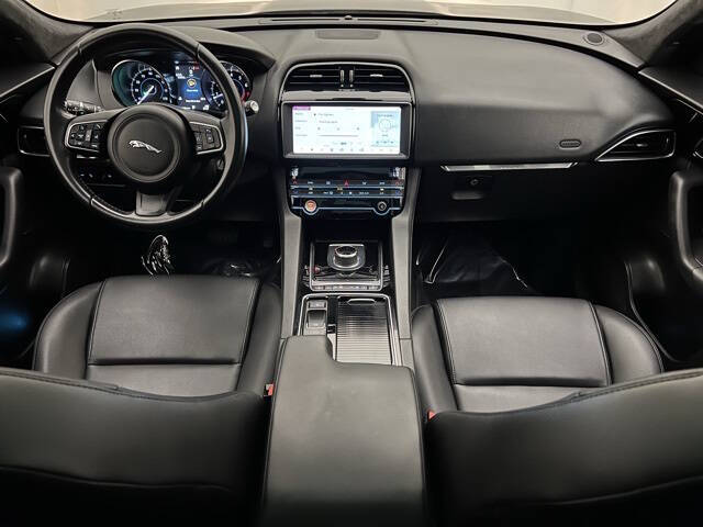 2020 Jaguar F-PACE 25t Premium