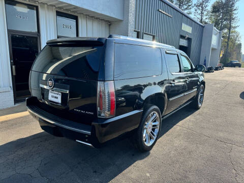 2013 Cadillac Escalade ESV Premium