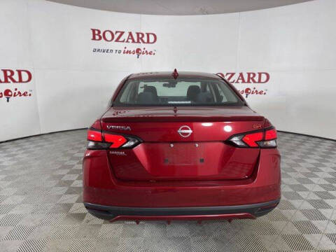 2024 Nissan Versa SR