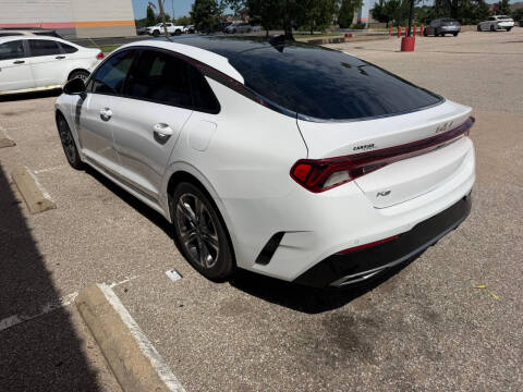 2022 Kia K5 EX