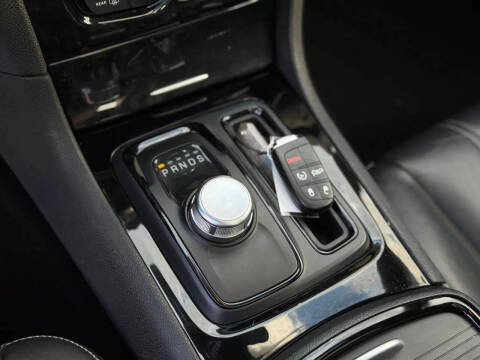 2023 Chrysler 300 S V6