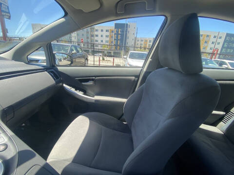2010 Toyota Prius II