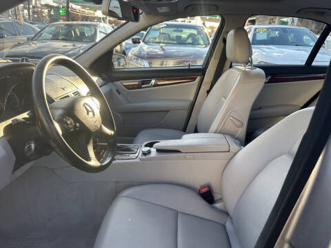 2011 Mercedes-Benz C-Class C 300 Sport 4MATIC