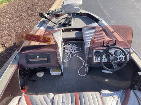 1990 Champion Fish And Ski