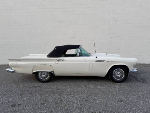 1957 Ford Thunderbird