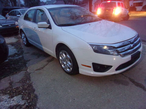2010 Ford Fusion for sale at Hassell Auto Center in Richland Center WI