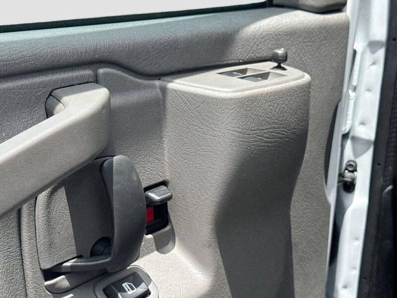 2025 GMC Savana 2500