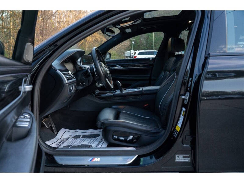 2022 BMW 7 Series 750i xDrive