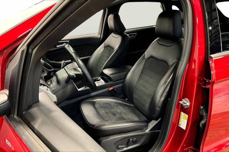 2024 Ford Edge ST-Line