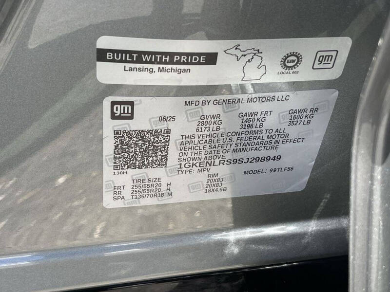 2025 GMC Acadia Denali