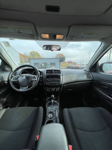 2015 Mitsubishi Outlander Sport 2.4 ES