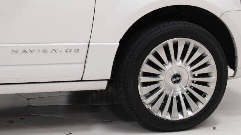 2017 Lincoln Navigator L Select