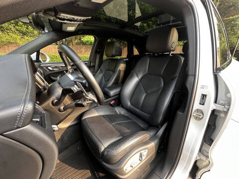 2016 Porsche Macan S