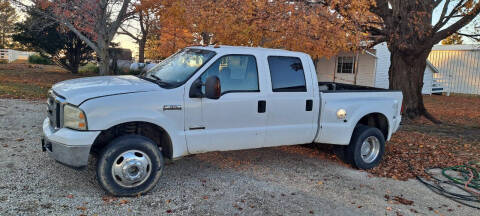 2006 Ford F-350 Super Duty for sale at ARK AUTO LLC in Roanoke IL