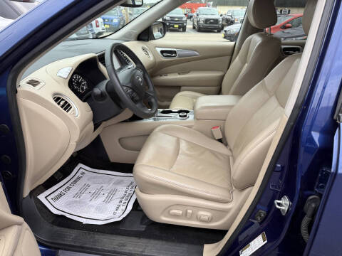 2018 Nissan Pathfinder SL