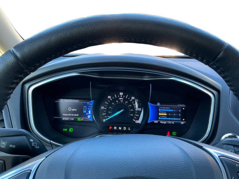 2017 Ford Fusion Hybrid Titanium