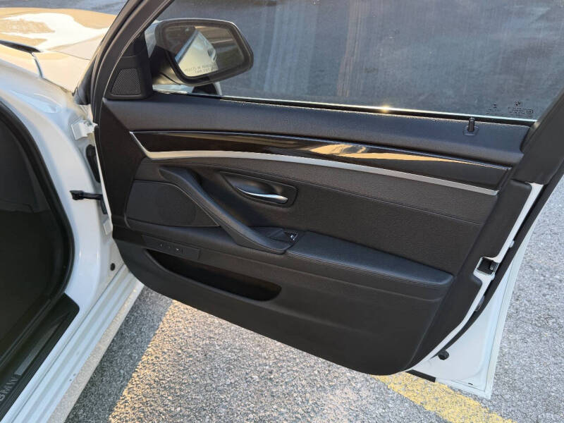 2016 BMW 5 Series 535i