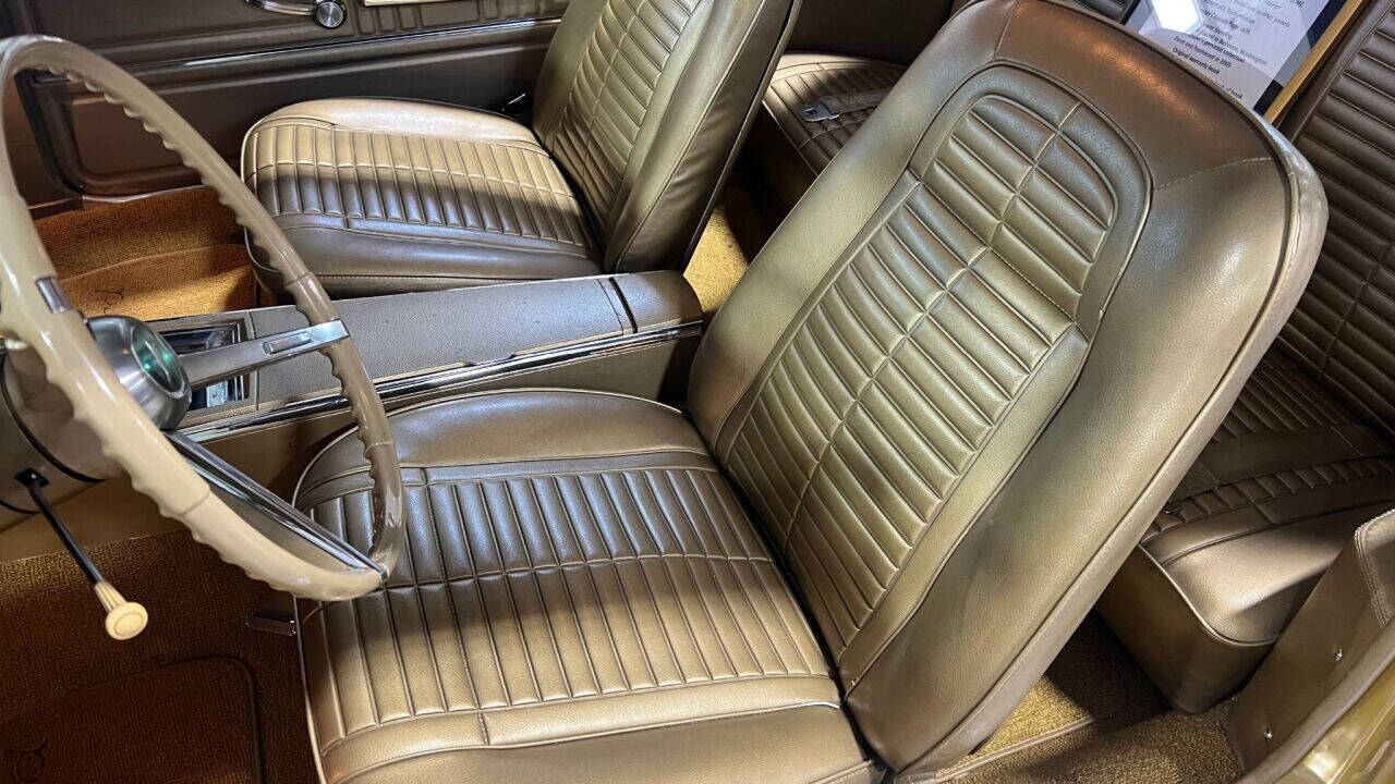 1967 Pontiac Firebird 5